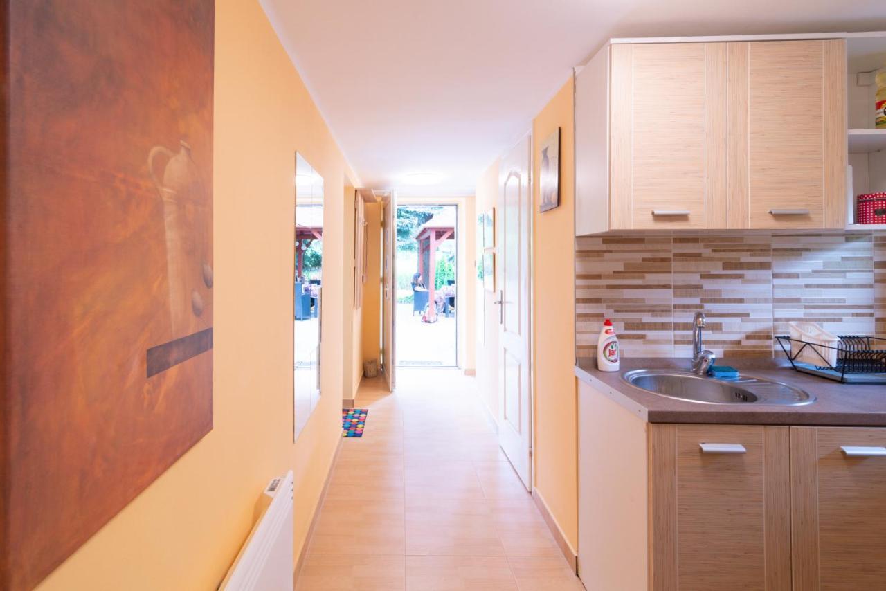 Cosy And Colorful Apartment Szentendre Exterior foto