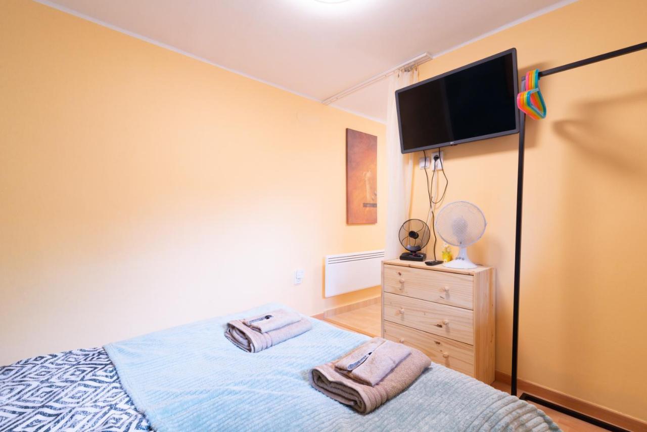 Cosy And Colorful Apartment Szentendre Exterior foto